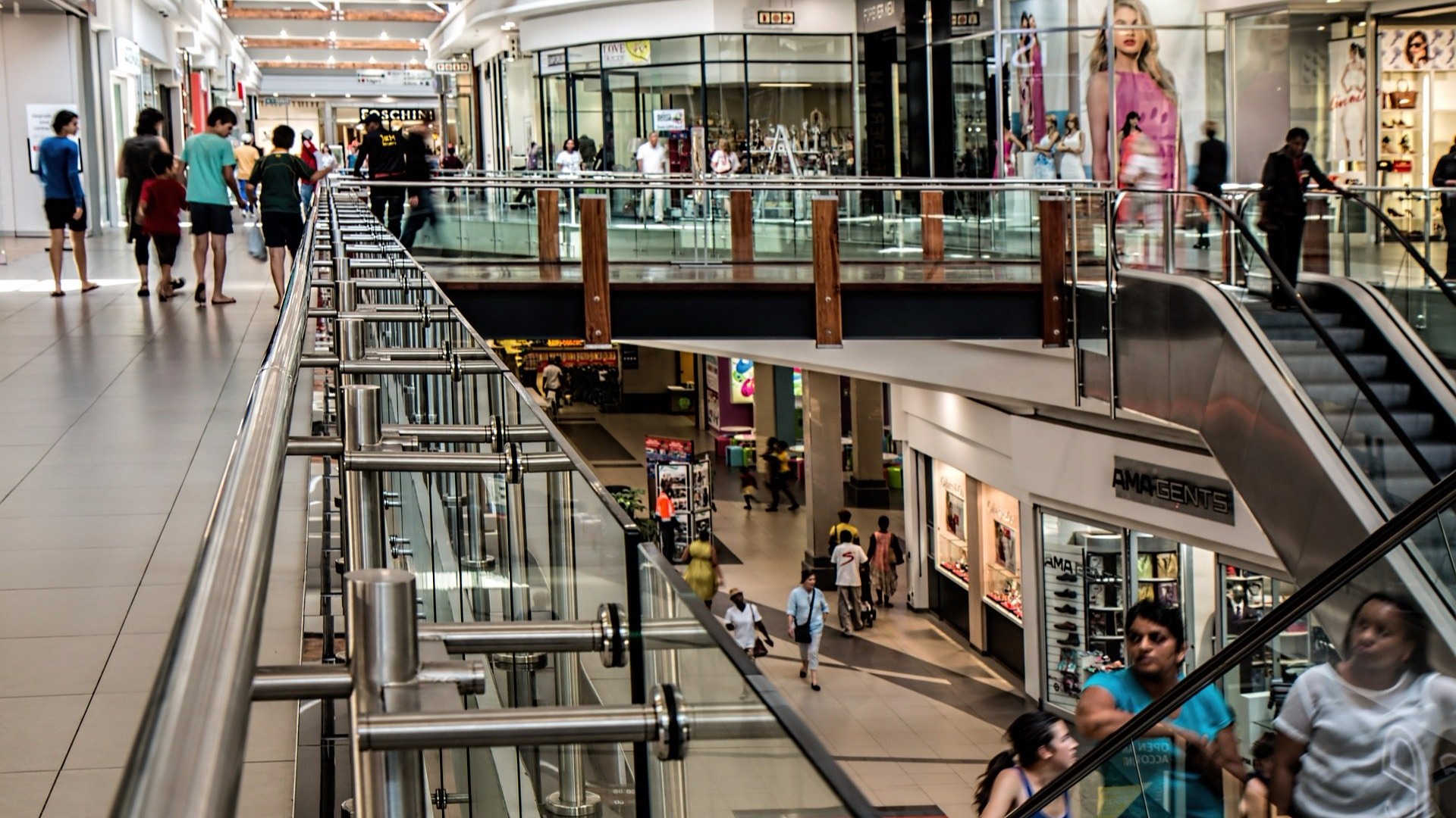 Mall Picture symbolizing PoS Connectivity